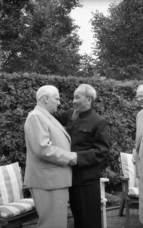 Хо Ши Мин — первый президент Демократической Республики Вьетнам, 1957 год