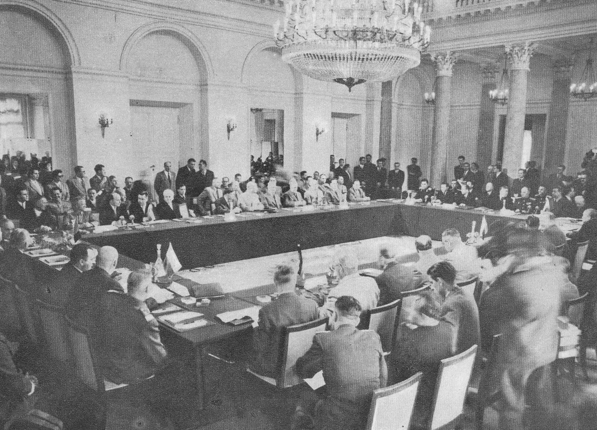 Заседание при подписании Варшавского договора, май 1955 года