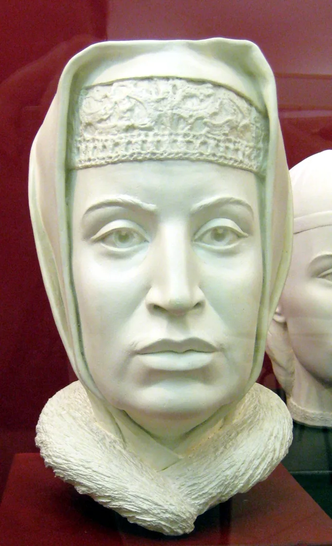 Софья (Зоя) Палеолог — жена Ивана III (скульптурная реконструкция С. Никитина)