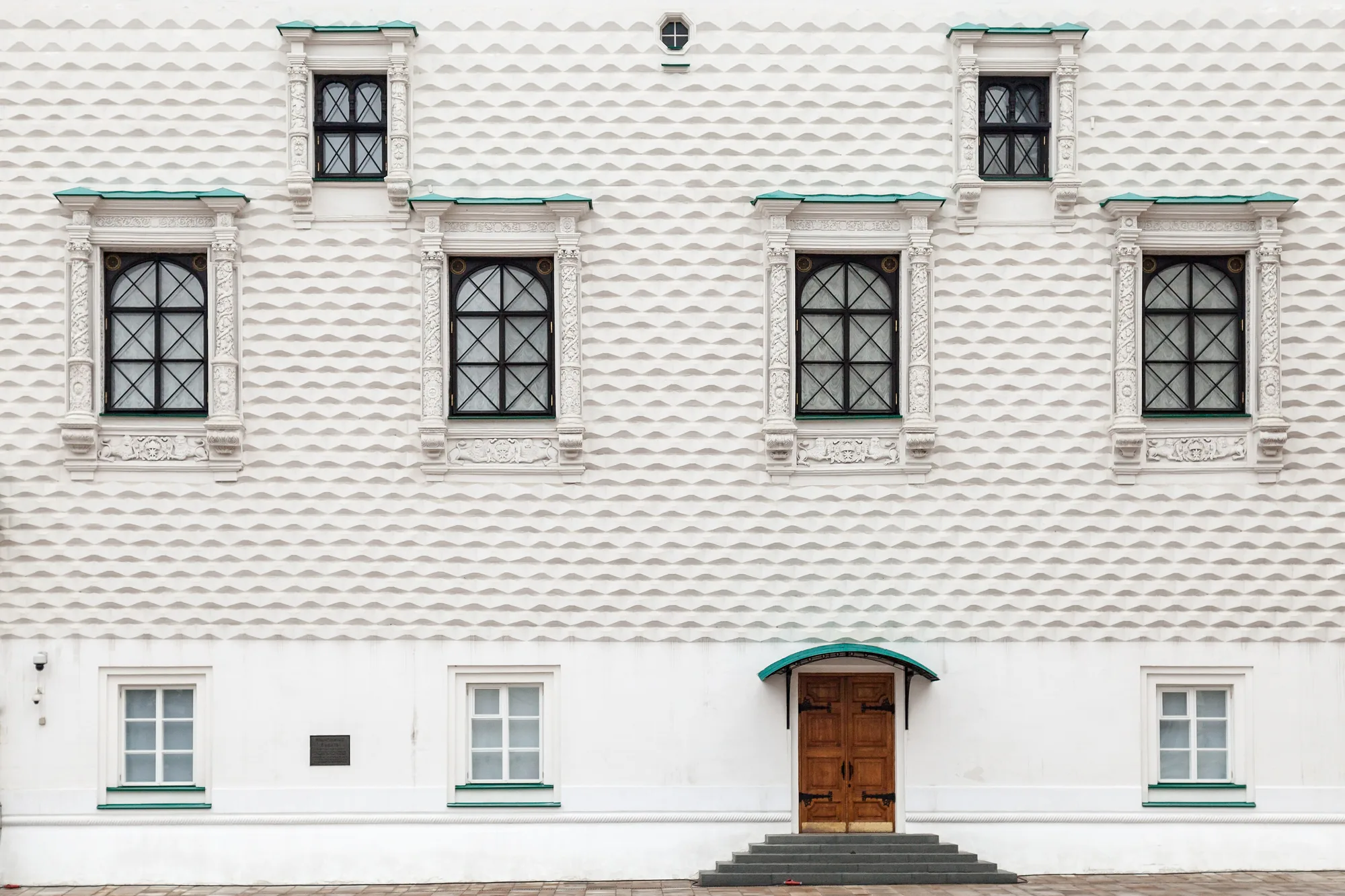 Грановитая палата Московского Кремля (1487–1491) — парадный зал государя