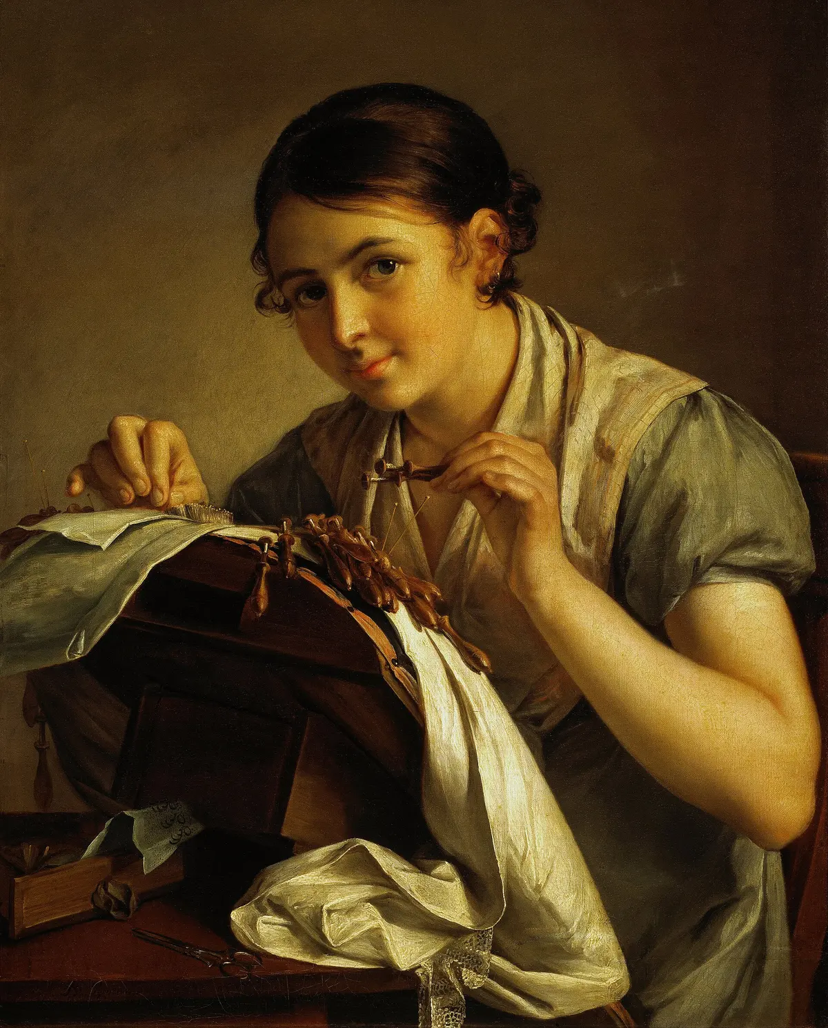 «Кружевница» (В. Тропинин, 1823) — художник сам был из крепостных и поднял образ девушки за работой до высокого искусства