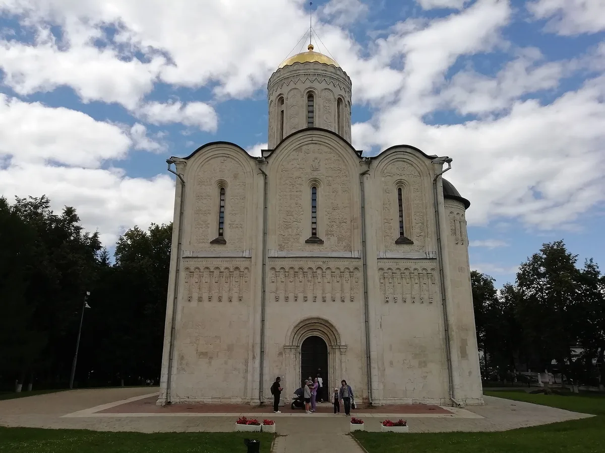 Дмитриевский собор во Владимире (1194–1197): русская культура шла своей, византийской дорогой