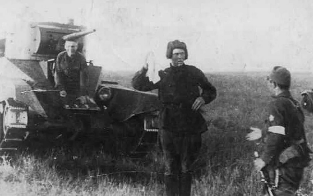 Советские танкисты в районе реки Халхин-Гол, 1939 год