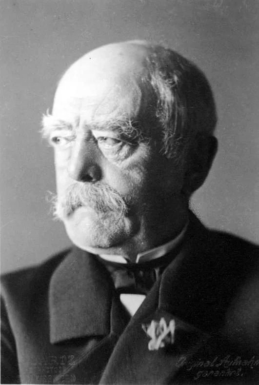 Отто фон Бисмарк (1815–1898) — «железный канцлер», объединивший Германию под властью Пруссии