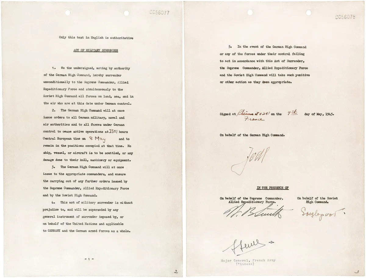 Акт о военной капитуляции, подписанный в Реймсе 7 мая 1945 года. Окончательную, безоговорочную капитуляцию германских вооружённых сил принял в Карлсхорсте маршал Г. Жуков в ночь на 9 мая