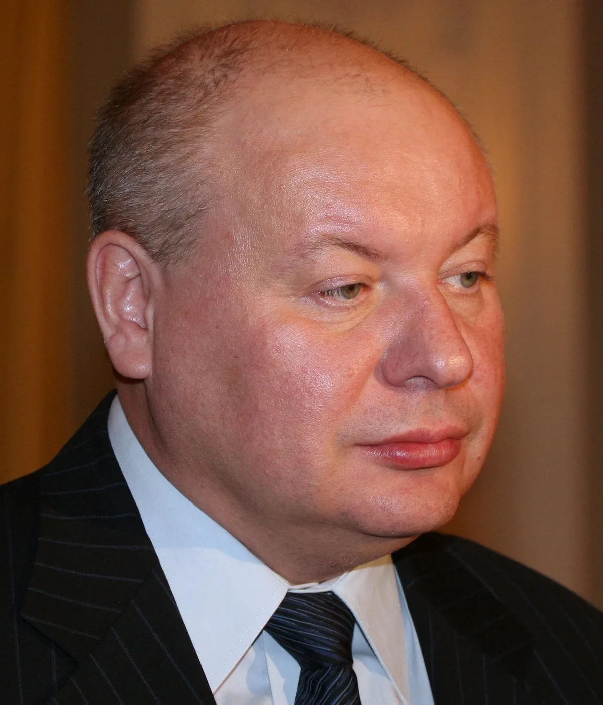 Е. Гайдар (1956–2009) — исполняющий обязанности Председателя Правительства в 1992 году, автор программы «шоковой терапии»