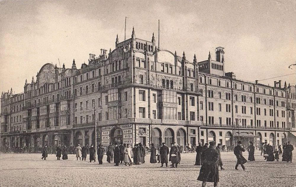 Гостиница «Метрополь» в Москве (открытка 1905–1907) — образец архитектуры эклектики и модерна начала XX века