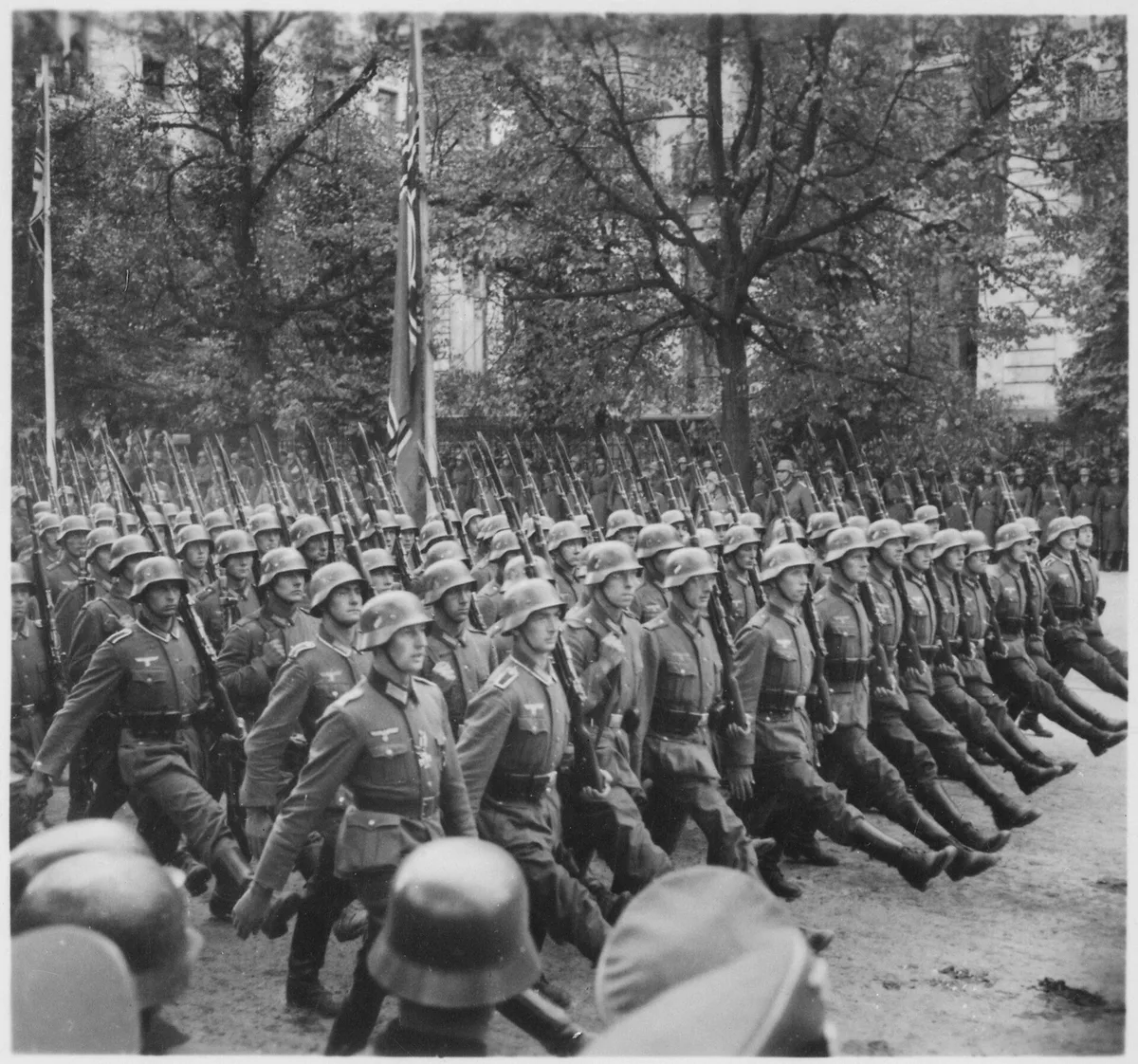 Парад германских войск в Варшаве, сентябрь 1939 года