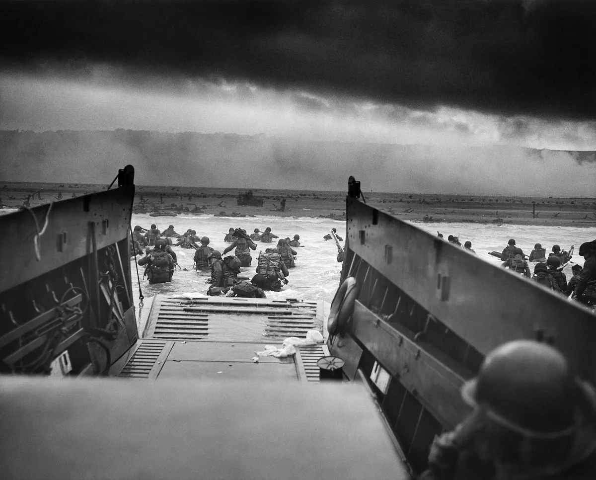 Высадка американских войск в секторе «Пляж Омаха» в Нормандии, 6 июня 1944 года